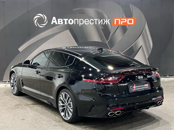 Kia Stinger I с пробегом 2018 года, цена 2 044 000 рублей, 183339 км, лифтбек, Автокод Объявления