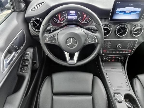 Mercedes-Benz GLA I (X156) Рестайлинг с пробегом 2018 года, цена 2 327 000 рублей, 116298 км, внедорожник, Автокод Объявления