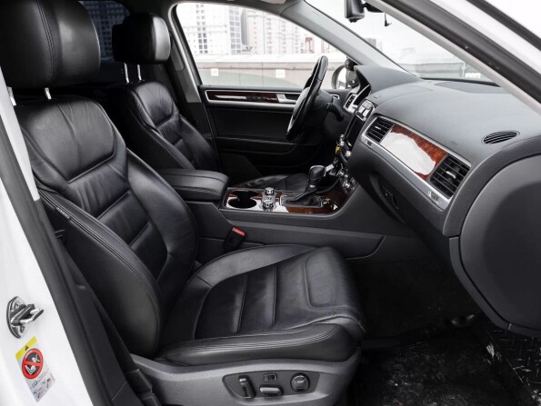 Volkswagen Touareg II с пробегом 2014 года, цена 2 515 000 рублей, 174000 км, внедорожник, Автокод Объявления