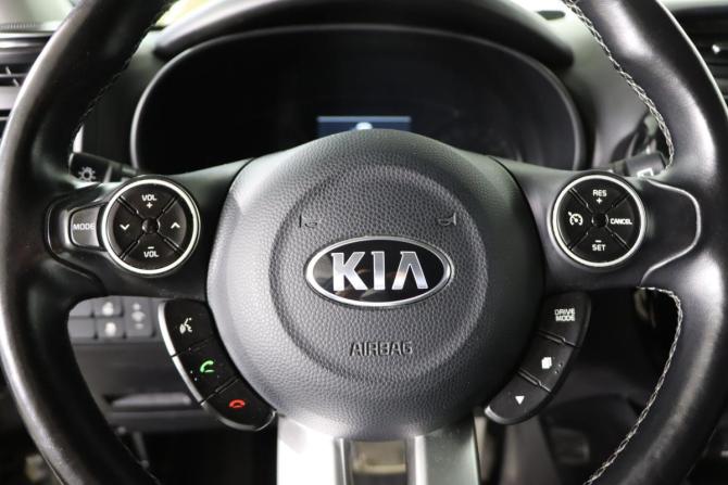 Kia Soul II Рестайлинг с пробегом 2019 года, цена 1 749 990 рублей, 91221 км, хэтчбек, Автокод Объявления