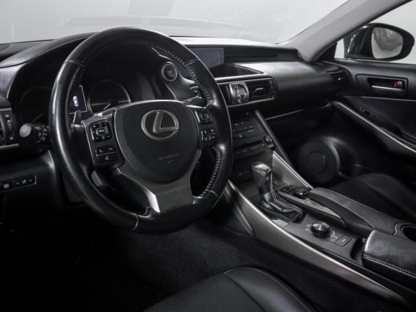 Lexus IS III Рестайлинг с пробегом 2017 года, цена 2 650 000 рублей, 206808 км, седан, Автокод Объявления