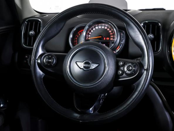Mini Countryman II с пробегом 2018 года, цена 2 290 000 рублей, 109308 км, внедорожник, Автокод Объявления