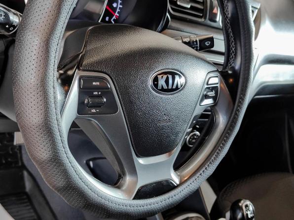 Kia Rio III Рестайлинг с пробегом 2017 года, цена 1 041 000 рублей, 143320 км, седан, Автокод Объявления