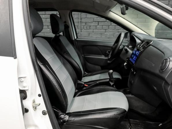 Renault Logan II с пробегом 2018 года, цена 775 000 рублей, 111707 км, седан, Автокод Объявления