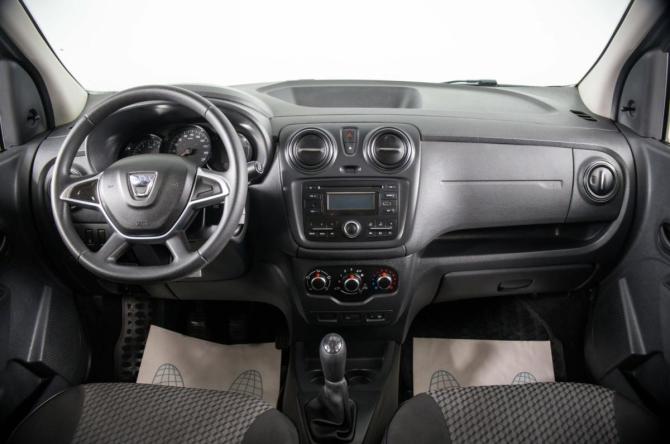 Dacia Lodgy I с пробегом 2018 года, цена 1 649 000 рублей, 148625 км, компактвэн, Автокод Объявления