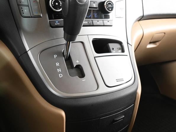 Hyundai H-1 II Рестайлинг 2 с пробегом 2020 года, цена 3 499 000 рублей, 87162 км, минивэн, Автокод Объявления