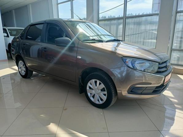 Lada (ВАЗ) Granta I Рестайлинг с пробегом 2022 года, цена 719 000 рублей, 62000 км, седан, Автокод Объявления