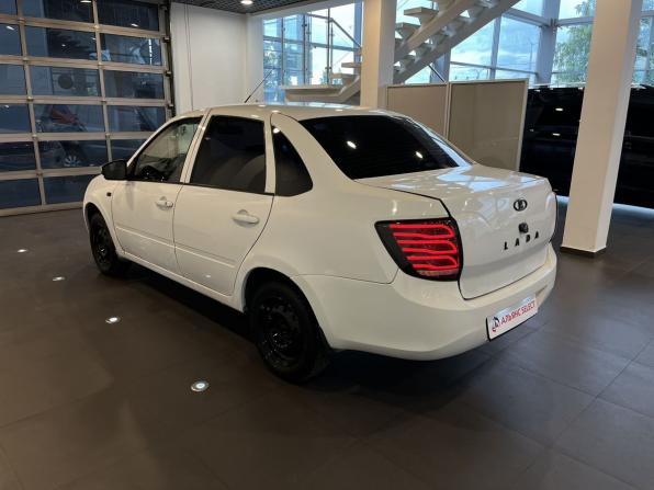 Lada (ВАЗ) Granta I с пробегом 2013 года, цена 208 000 рублей, 206102 км, седан, Автокод Объявления