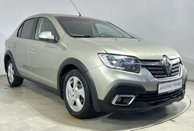 Renault Logan II Рестайлинг с пробегом 2022 года, цена 1 249 000 рублей, 91263 км, седан, Автокод Объявления