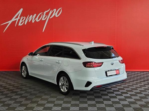 Kia Ceed III с пробегом 2021 года, цена 2 249 000 рублей, 52760 км, универсал, Автокод Объявления