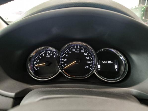 Renault Logan II Рестайлинг с пробегом 2021 года, цена 1 050 000 рублей, 56869 км, седан, Автокод Объявления