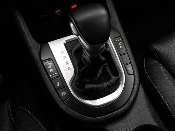 Kia K3 II Рестайлинг с пробегом 2021 года, цена 1 998 000 рублей, 74213 км, седан, Автокод Объявления