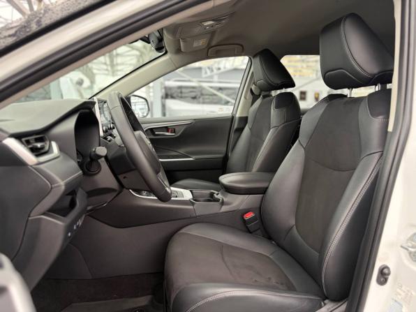 Toyota RAV4 V (XA50) с пробегом 2022 года, цена 2 735 000 рублей, 168000 км, внедорожник, Автокод Объявления