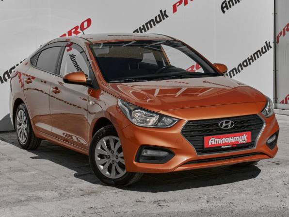 Hyundai Solaris II с пробегом 2017 года, цена 1 295 000 рублей, 137250 км, седан, Автокод Объявления