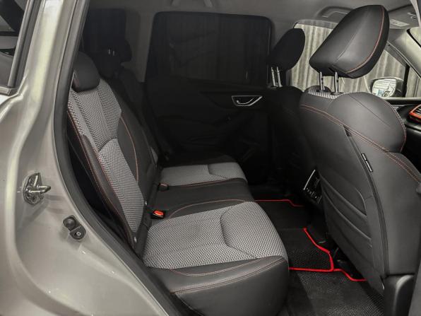 Subaru Forester V с пробегом 2018 года, цена 2 815 000 рублей, 118000 км, внедорожник, Автокод Объявления
