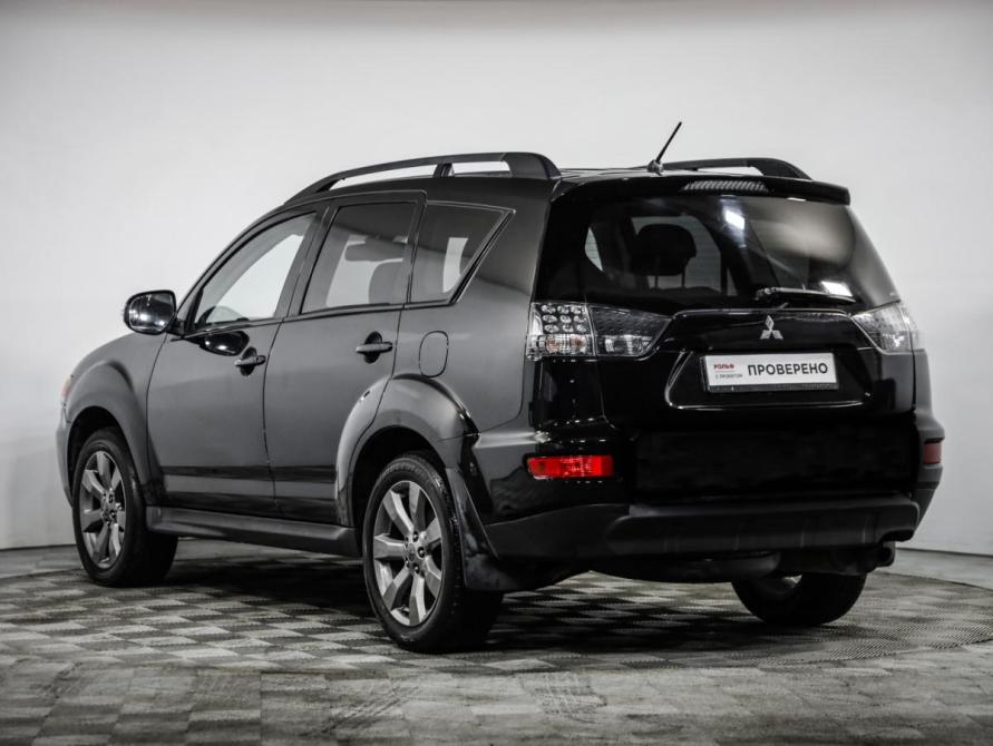 Mitsubishi Outlander II Рестайлинг Санкт-Петербург  - изображение 7