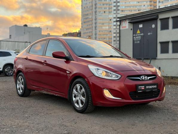 Hyundai Solaris I с пробегом 2013 года, цена 595 000 рублей, 186000 км, седан, Автокод Объявления