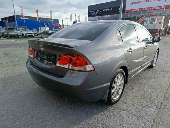 Honda Civic VIII Рестайлинг с пробегом 2010 года, цена 980 000 рублей, 292926 км, седан, Автокод Объявления