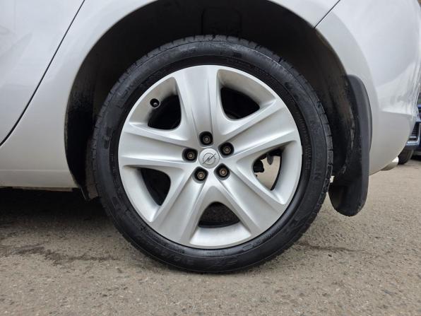 Opel Astra J с пробегом 2011 года, цена 520 000 рублей, 297469 км, хэтчбек, Автокод Объявления