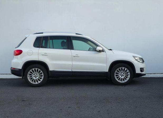 Volkswagen Tiguan I Рестайлинг с пробегом 2013 года, цена 1 499 000 рублей, 171280 км, внедорожник, Автокод Объявления