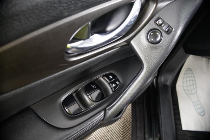 Nissan X-Trail III с пробегом 2015 года, цена 1 299 000 рублей, 282683 км, внедорожник, Автокод Объявления