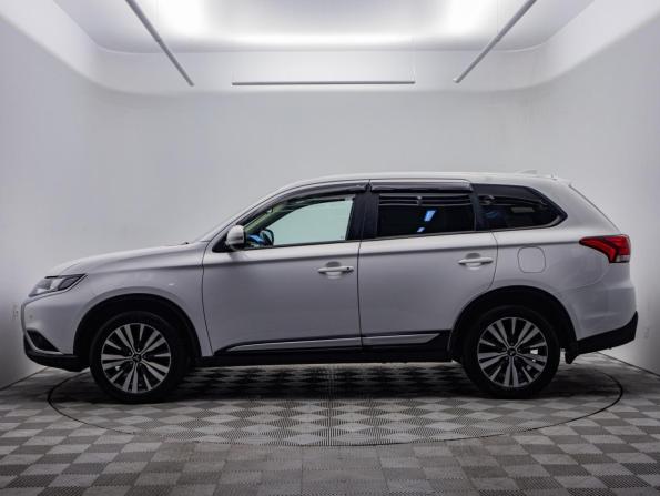 Mitsubishi Outlander III Рестайлинг 3 с пробегом 2021 года, цена 1 874 000 рублей, 143045 км, внедорожник, Автокод Объявления
