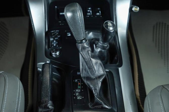 Toyota Land Cruiser Prado 120 Series с пробегом 2005 года, цена 1 999 000 рублей, 263000 км, внедорожник, Автокод Объявления