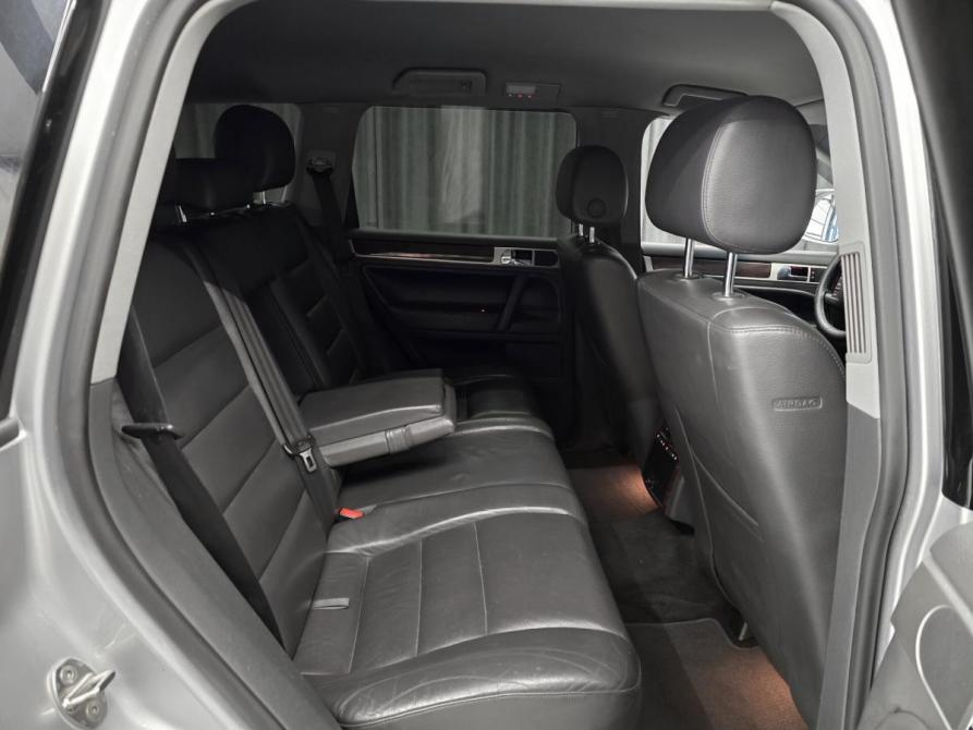 Volkswagen Touareg I Рестайлинг Красноярск  - изображение 17