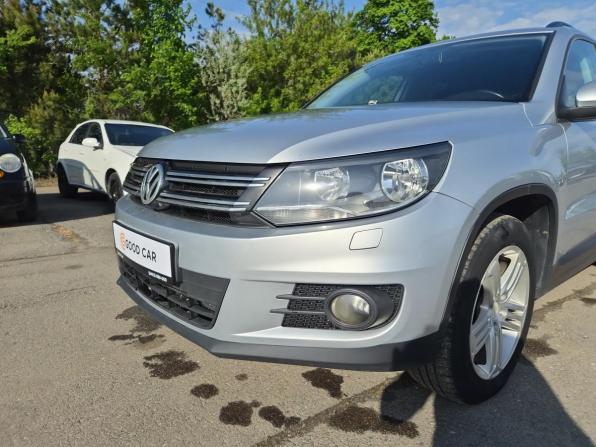 Volkswagen Tiguan I Рестайлинг с пробегом 2012 года, цена 980 000 рублей, 283685 км, внедорожник, Автокод Объявления
