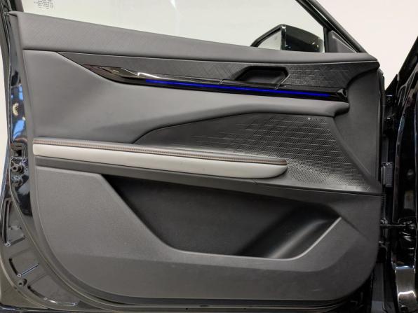 Changan UNI-V I с пробегом 2024 года, цена 2 390 000 рублей, 41195 км, лифтбек, Автокод Объявления