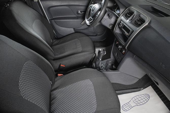 Renault Logan II Рестайлинг с пробегом 2019 года, цена 619 000 рублей, 136700 км, седан, Автокод Объявления
