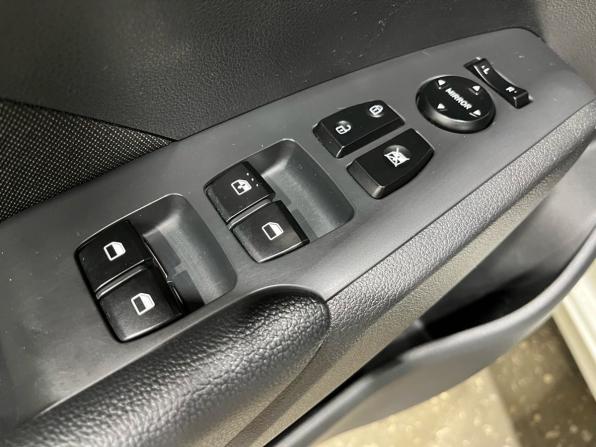 Hyundai Solaris II с пробегом 2019 года, цена 1 445 000 рублей, 70600 км, седан, Автокод Объявления