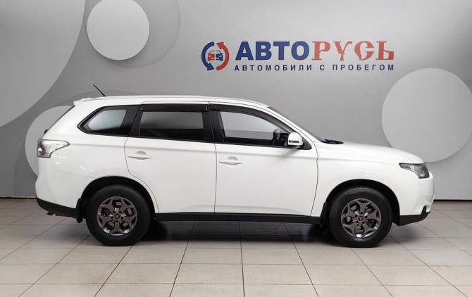 Mitsubishi Outlander III с пробегом 2012 года, цена 1 089 000 рублей, 202500 км, внедорожник, Автокод Объявления