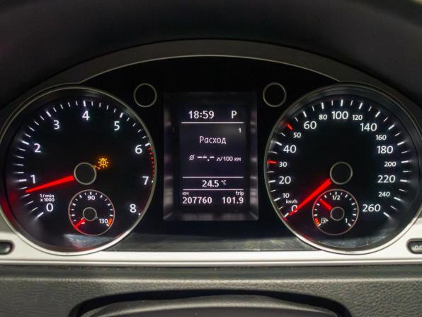 Volkswagen Passat B7 с пробегом 2012 года, цена 961 856 рублей, 207760 км, седан, Автокод Объявления