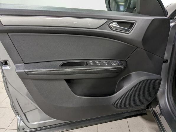 Renault Arkana I с пробегом 2021 года, цена 1 730 000 рублей, 65333 км, внедорожник, Автокод Объявления
