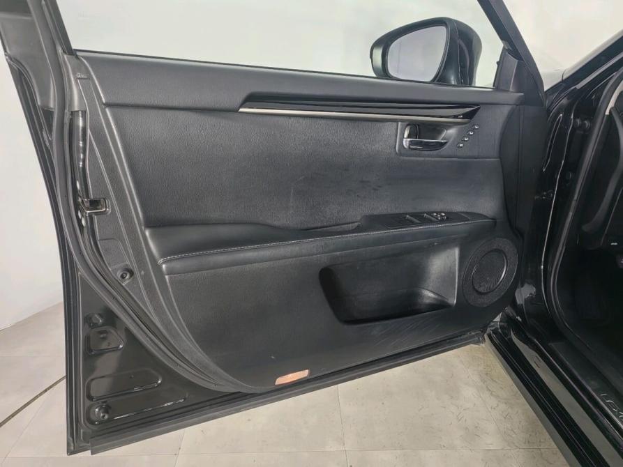 Lexus ES VI Санкт-Петербург  - изображение 11