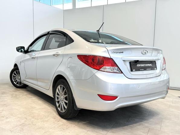 Hyundai Solaris I с пробегом 2012 года, цена 850 000 рублей, 182155 км, седан, Автокод Объявления