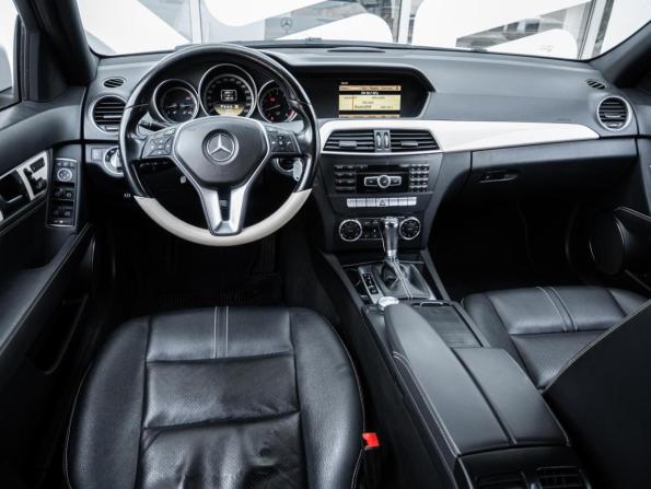 Mercedes-Benz C-Класс III (W204) Рестайлинг с пробегом 2011 года, цена 1 425 000 рублей, 138176 км, седан, Автокод Объявления
