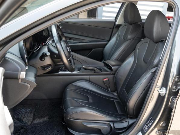 Hyundai Avante VII с пробегом 2021 года, цена 2 125 000 рублей, 30557 км, седан, Автокод Объявления
