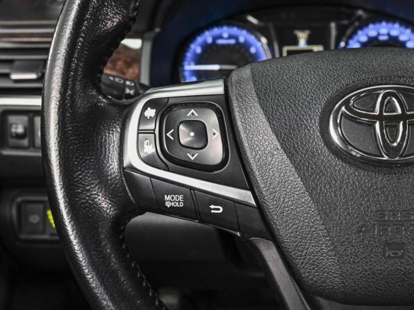 Toyota Camry VII (XV50) Рестайлинг с пробегом 2016 года, цена 1 988 000 рублей, 182040 км, седан, Автокод Объявления