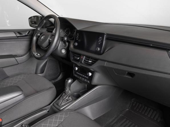 Skoda Rapid II с пробегом 2021 года, цена 1 667 958 рублей, 89000 км, лифтбек, Автокод Объявления