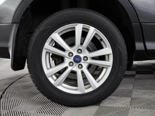 Ford Kuga II Рестайлинг с пробегом 2016 года, цена 1 290 000 рублей, 226000 км, внедорожник, Автокод Объявления