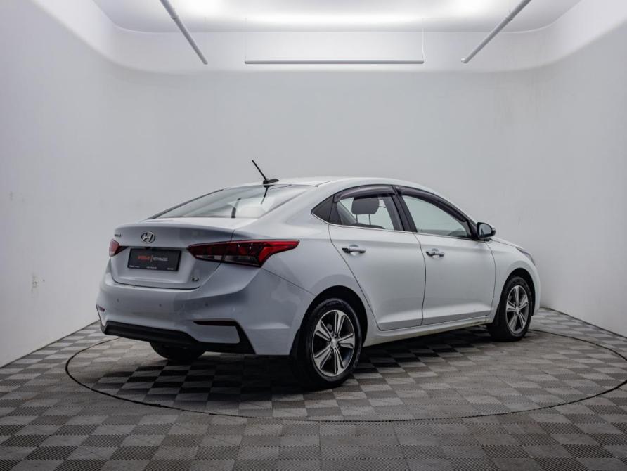 Hyundai Solaris II Москва  - изображение 5