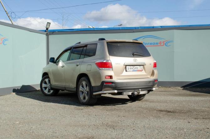 Toyota Highlander II (XU40) Рестайлинг с пробегом 2012 года, цена 1 999 000 рублей, 223000 км, внедорожник, Автокод Объявления