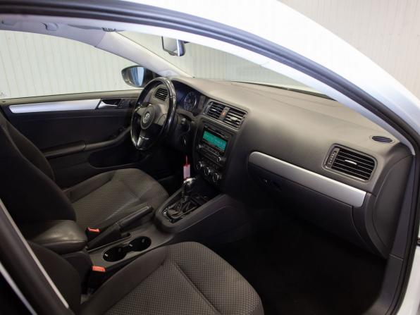 Volkswagen Jetta VI с пробегом 2013 года, цена 1 050 000 рублей, 222273 км, седан, Автокод Объявления