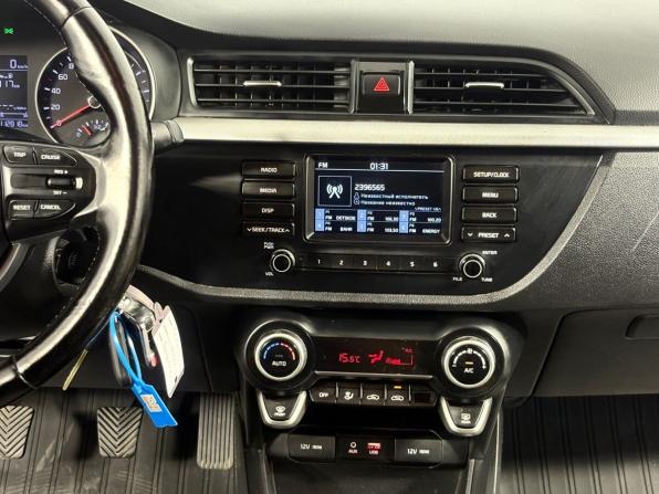 Kia Rio IV с пробегом 2017 года, цена 1 310 000 рублей, 112489 км, седан, Автокод Объявления