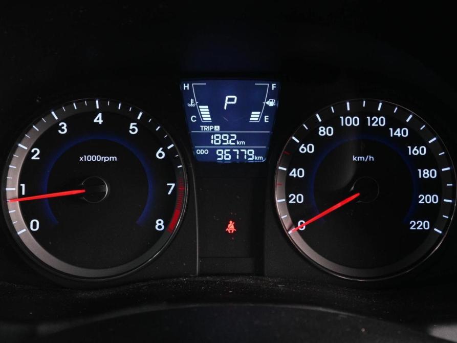Hyundai Solaris I Ростов-на-Дону  - изображение 17