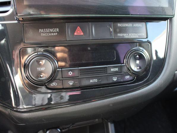 Mitsubishi Outlander III Рестайлинг с пробегом 2014 года, цена 1 499 000 рублей, 145705 км, внедорожник, Автокод Объявления