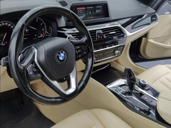 BMW 5 серии VII (G30/G31/G38) с пробегом 2018 года, цена 2 398 000 рублей, 220946 км, седан, Автокод Объявления