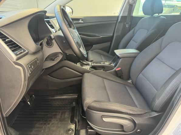 Hyundai Tucson III с пробегом 2016 года, цена 1 599 000 рублей, 120135 км, внедорожник, Автокод Объявления